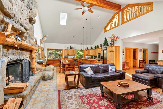 Building Photo - 69653 E Barlow Trail Rd