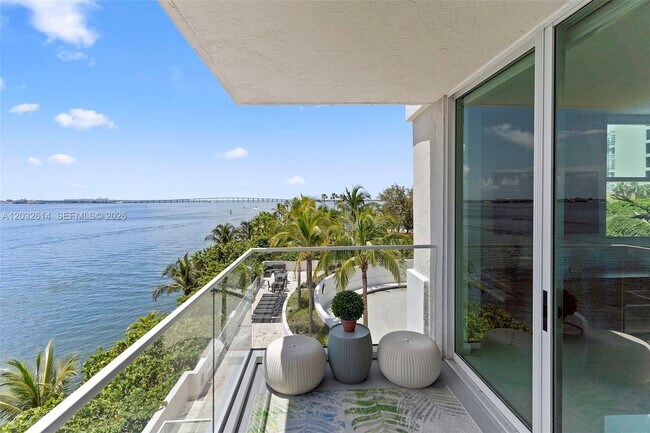 Foto del edificio - 800 Claughton Island Dr