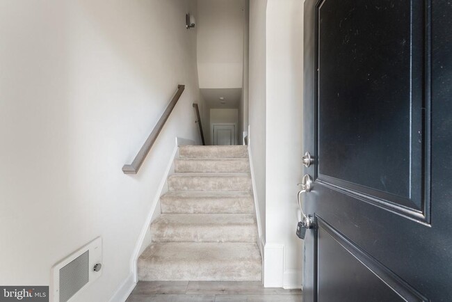 Building Photo - 10445 Ratcliffe Trl
