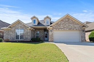 Building Photo - 6608 Lizzie Ln SE