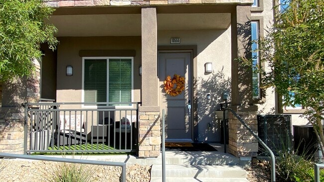 Building Photo - Spectacular 3 Bedroom Townhouse in Gate Community Near Sky Canyon and Centennial! Strip Views!