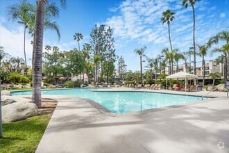 Building Photo - 21500 Burbank Blvd