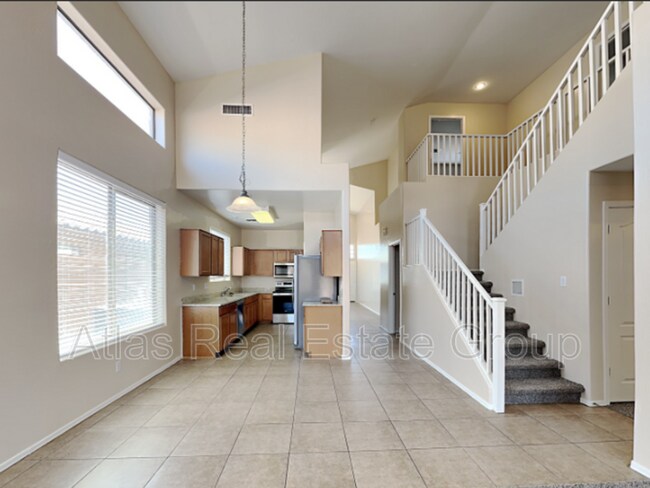 Foto del edificio - 11418 W Locust Ln
