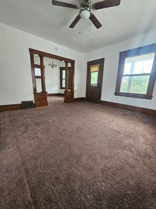 Foto del edificio - 3690 E 57th St