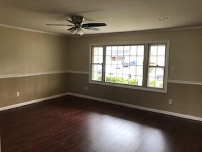 Living Room - 12 Executive Ln