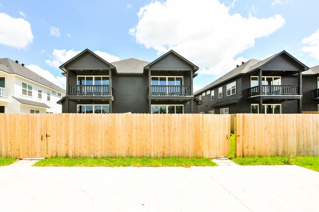 Foto del edificio - 305 Cooner St