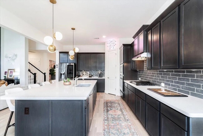 Foto del edificio - Room in House on Fresno Ave