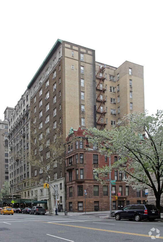 Primary Photo - 562 W West End Ave