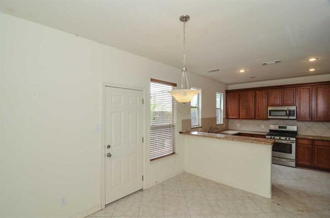 Building Photo - 13115 S Bellaire Estates Dr