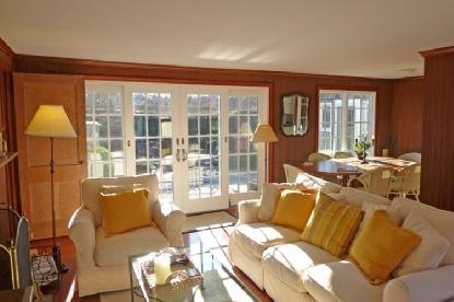 Building Photo - 82 Hedges Ln