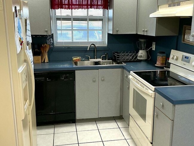 Photo - 5412 Cannon Way House