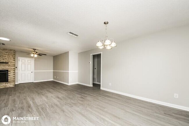 Foto del edificio - 4822 Gifford Blvd, Orlando, FL 32821