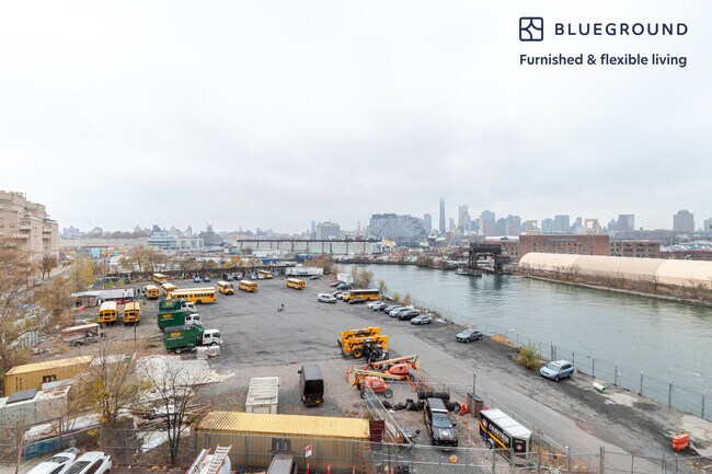 Foto del edificio - 482 Kent Ave