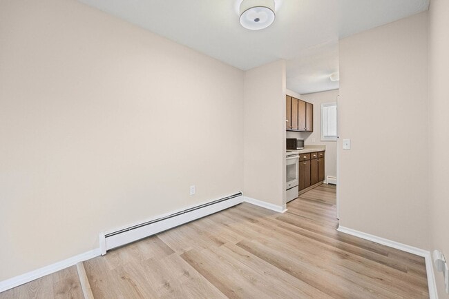 Building Photo - 729 Cedarwood Terrace