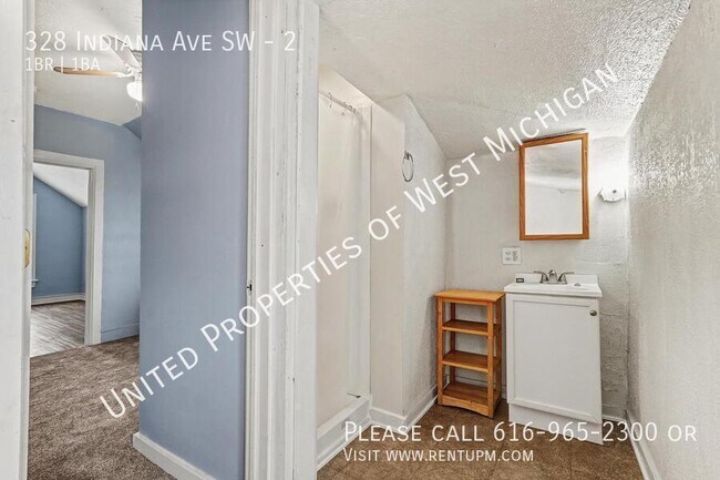 Foto del edificio - 328 Indiana Ave SW