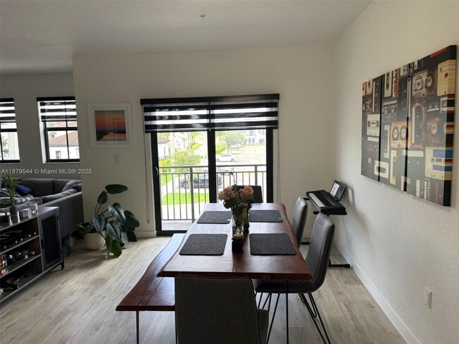 Foto del edificio - 15560 SW 136th St