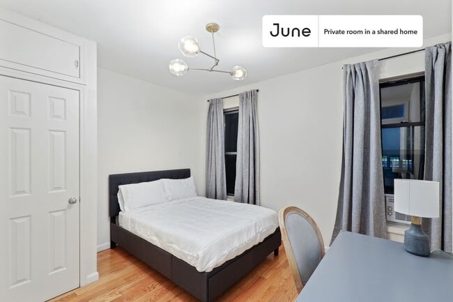 Building Photo - Room in Shared 4 bed/1 bath home in Upper West Side