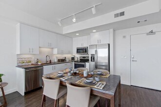 Building Photo - Apartments at One City Center
