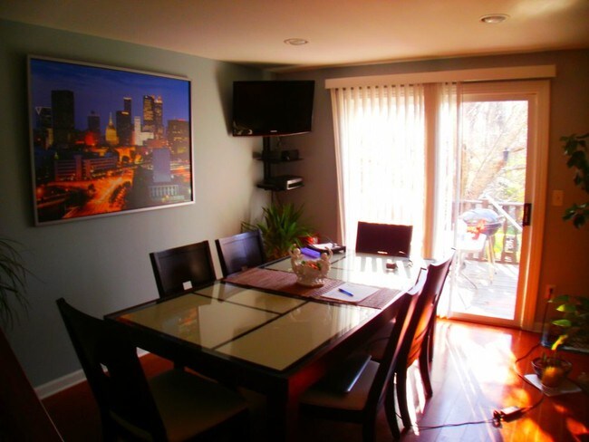 Foto del edificio - 120 Roswell Commons Way