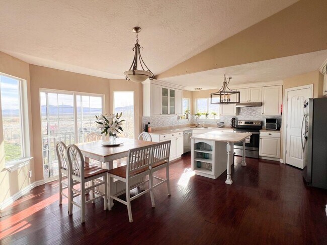 Foto del edificio - 2959 W Rim Rock Dr
