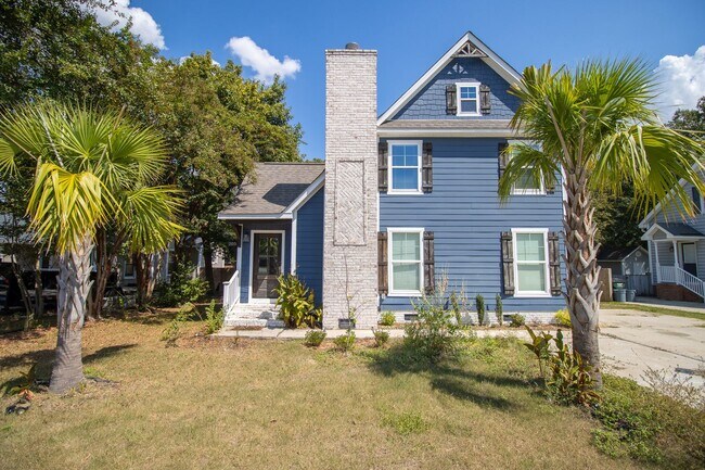 Foto del edificio - Charming 3-Bed, 3.5-Bath Home Near Augusta...