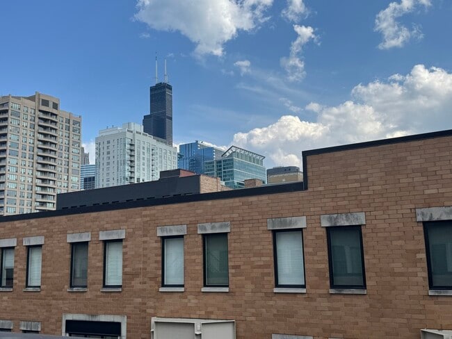 Building Photo - 311 N Union Ave