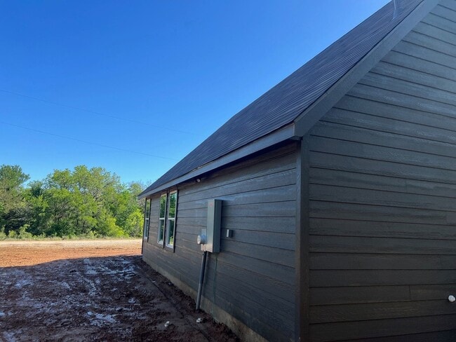 Foto del edificio - 10733 Shady Oaks Dr