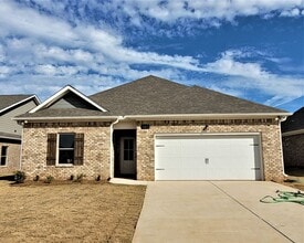 Building Photo - 161 Lena Ln