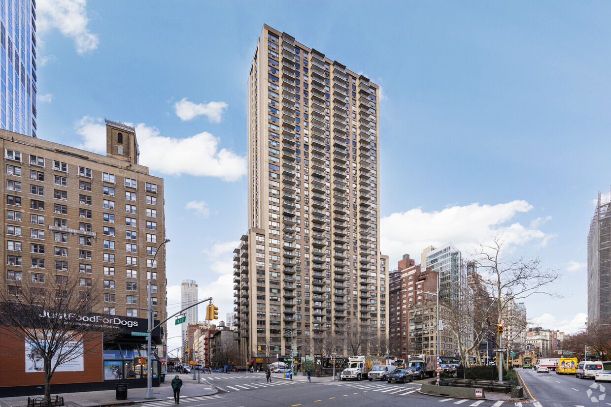 Primary Photo - One Sherman Square Apartments