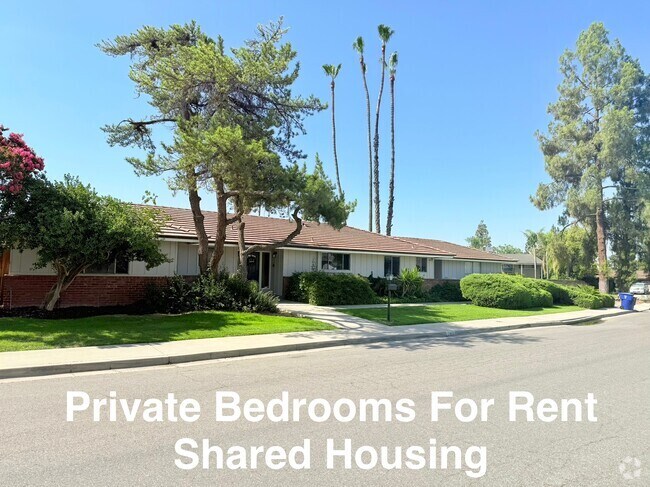 Building Photo - 2401 Rio Vista Dr