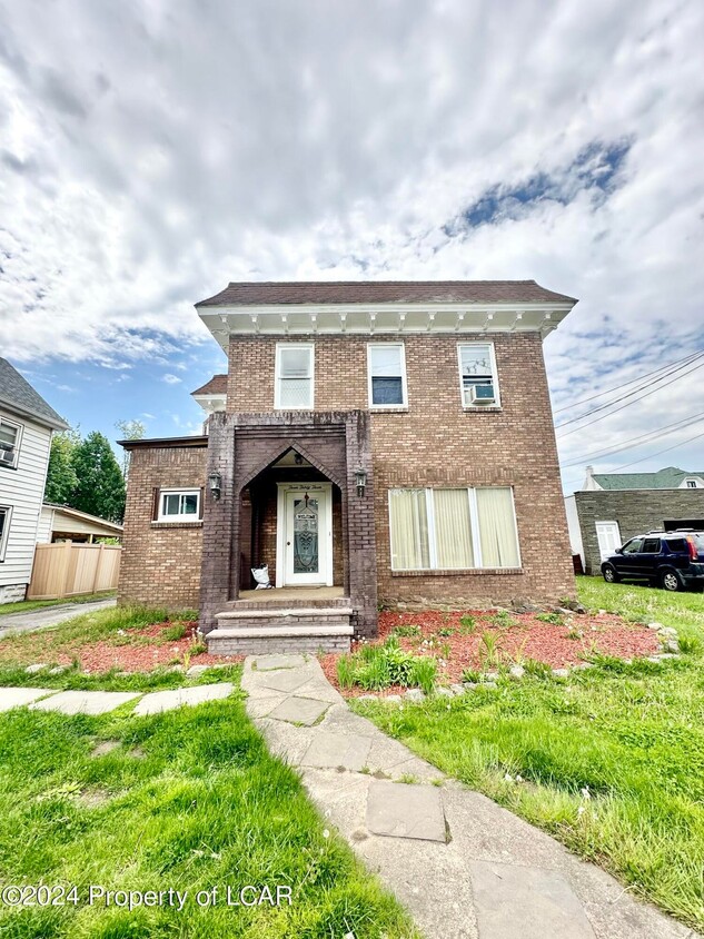 Front Entrance - 333 Exeter Ave