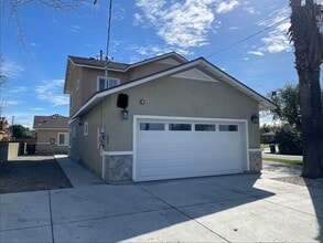 Building Photo - 25432 Park Ave