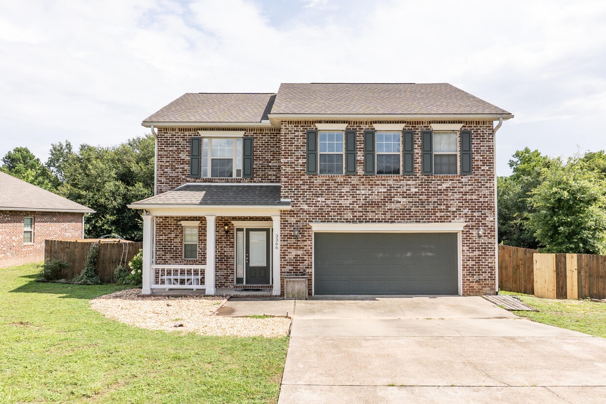 Primary Photo - 3366 Wild Hare Ln