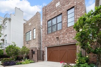 Building Photo - 1613 Prospect St