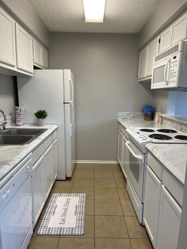 Foto del edificio - 5133 Blair Ln