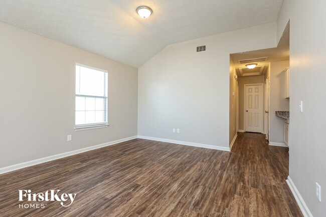 Foto del edificio - 317 Cedar Park Cir