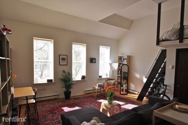 Primary Photo - 515 S 6th St