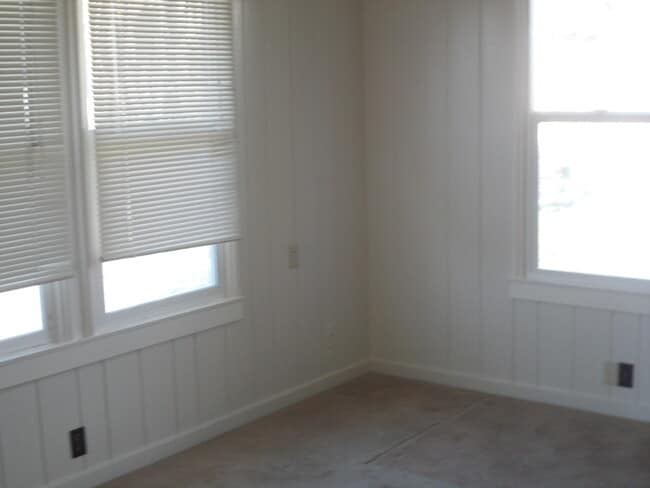 Building Photo - 440 Leland Ave