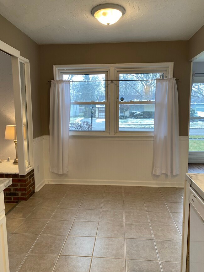 9880 Newkirk Dr, Parma Heights, OH 44130 House Rental in Parma