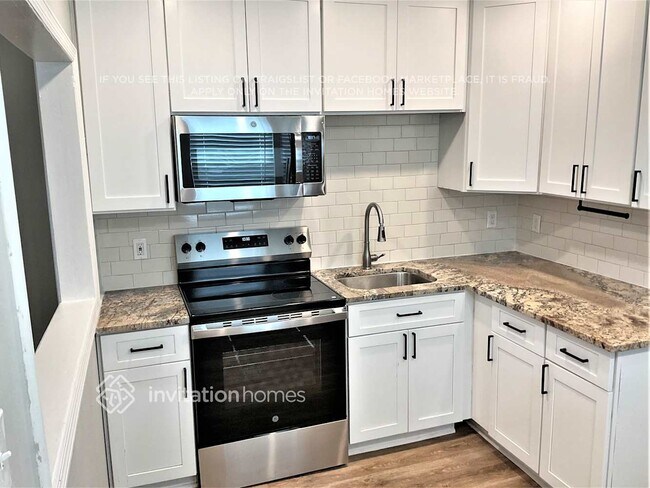 Foto del edificio - 833 61st Ave NE