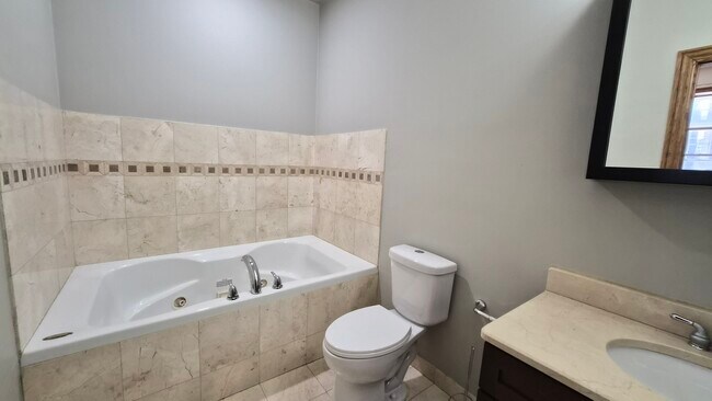 Foto del edificio - 1801 W Thomas St