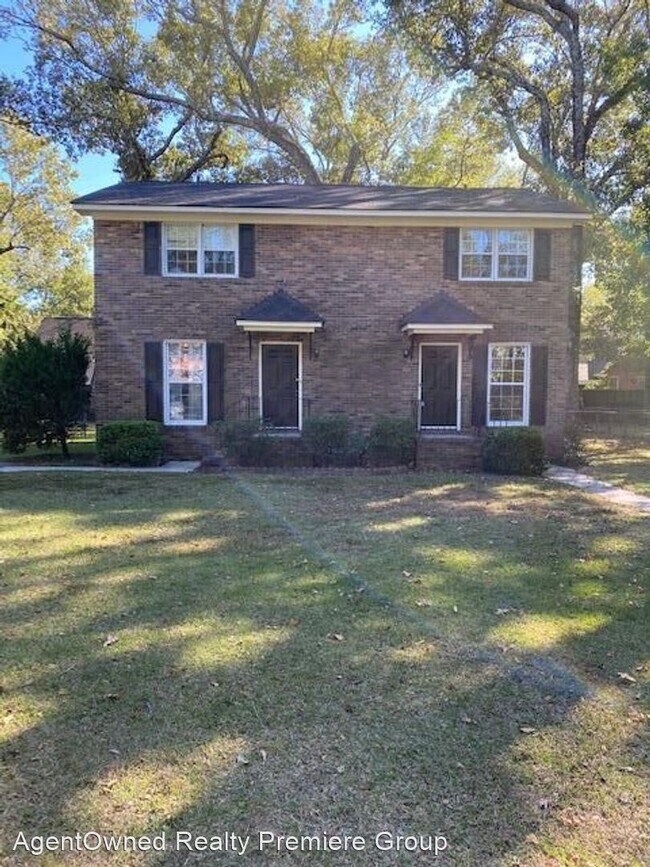 Building Photo - 2 br, 1.5 bath House - 945 B Harbor View Road