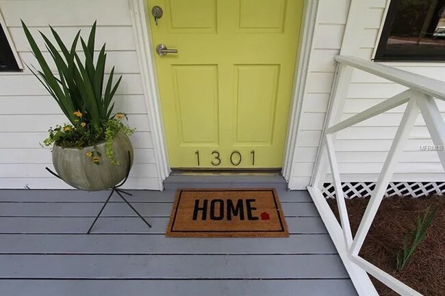 Foto del edificio - Fully Renovated Home in Prime Tampa Location with Fenced and Private Yard! 3bed |1.5 bath