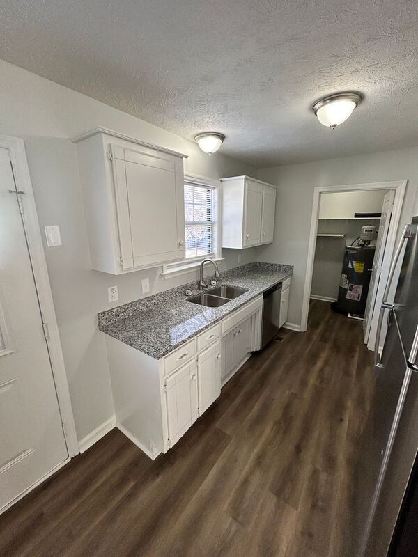 Foto del edificio - 102 W Delaware Ct