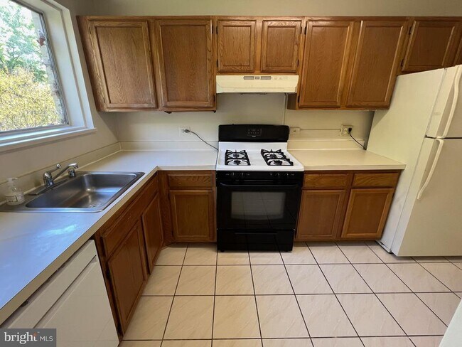 Foto del edificio - 10624 Kenilworth Ave