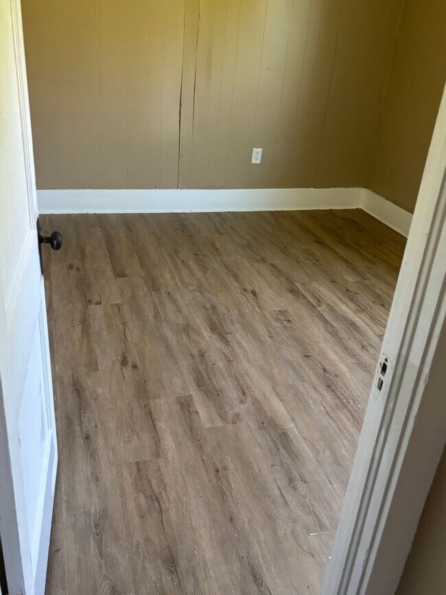 Foto del edificio - SECTION 8 and EDEN Accepted!! Newly Renovated 3br 2-Story House!