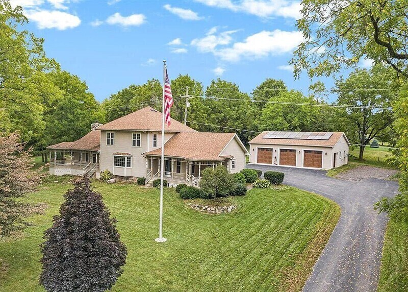 9001 Bergin Rd, Howell, MI 48843 House Rental in Howell, MI