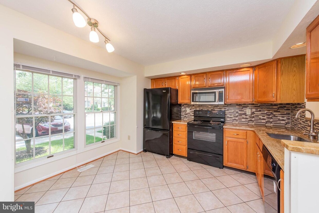 7932 Brightmeadow Ct, Ellicott City, MD 21043 Townhome Rentals in