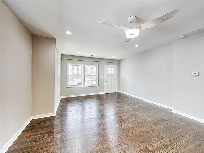 Foto del edificio - 492 Elbridge Dr NW