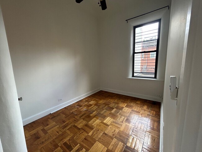 Foto del edificio - 1254 N Wells St